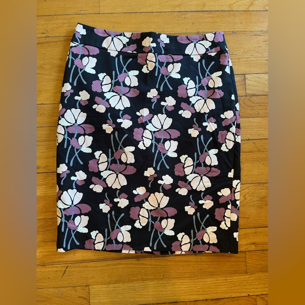 Ann Taylor Pink and Purple Knee-Length Pencil Skirt for Work